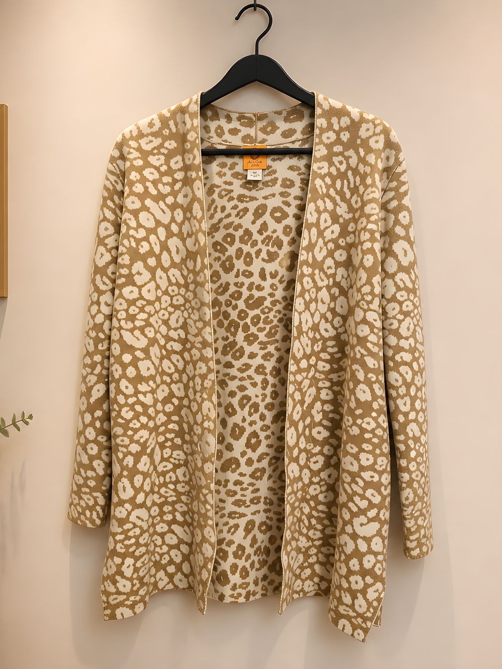 Ruby Rd. Beige & Cream Leopard-Print Open Cardigan